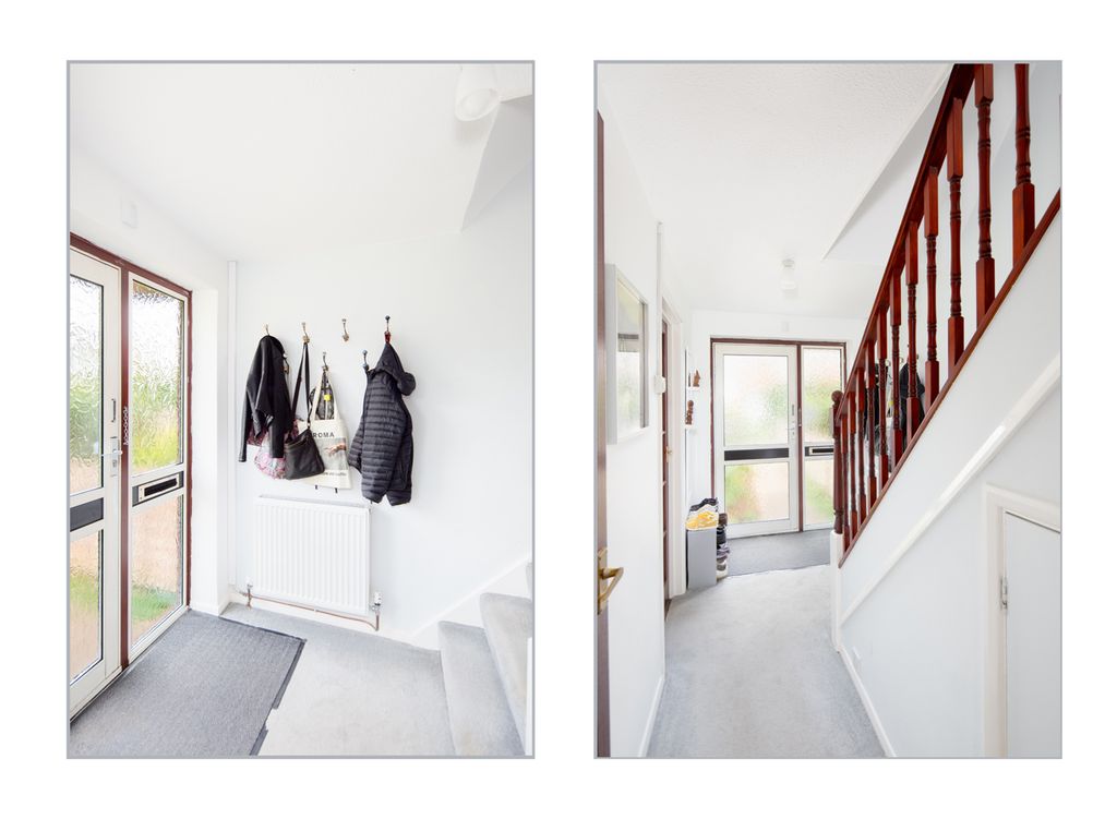 Property photo 2 of 23 Entrance Hall
