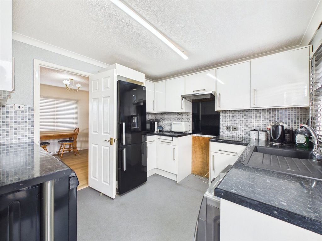 Property photo 3 of 15 Picture No. 14