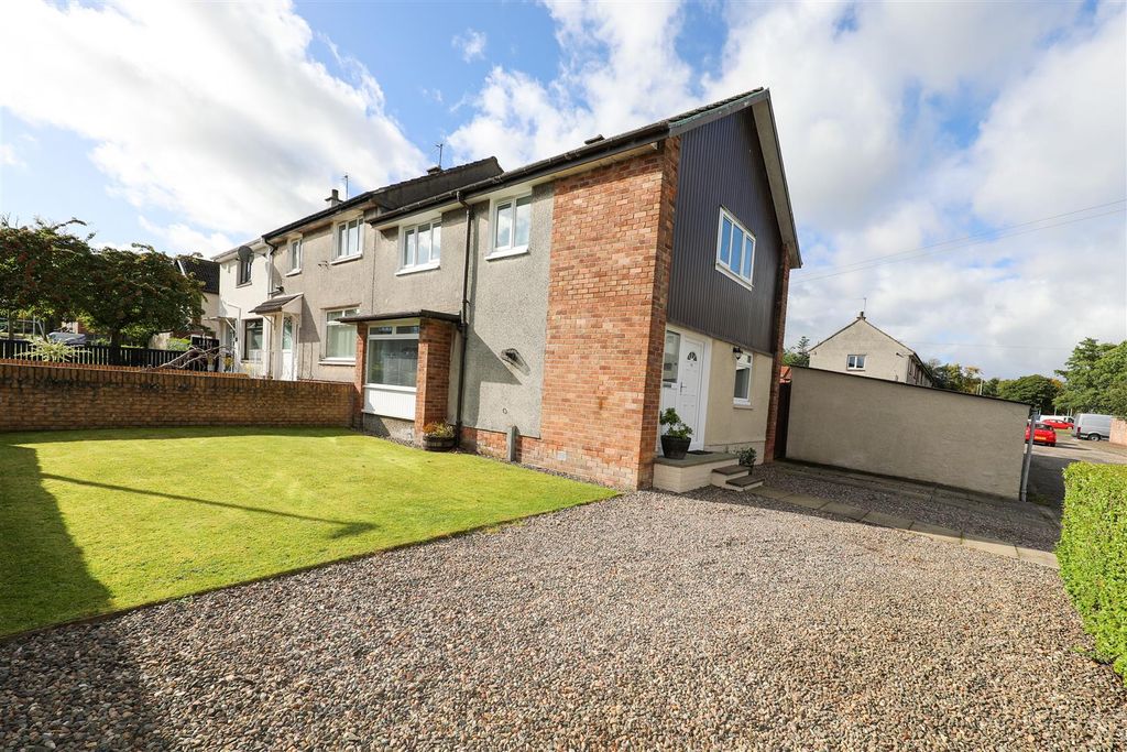 Property photo 1 of 18 A