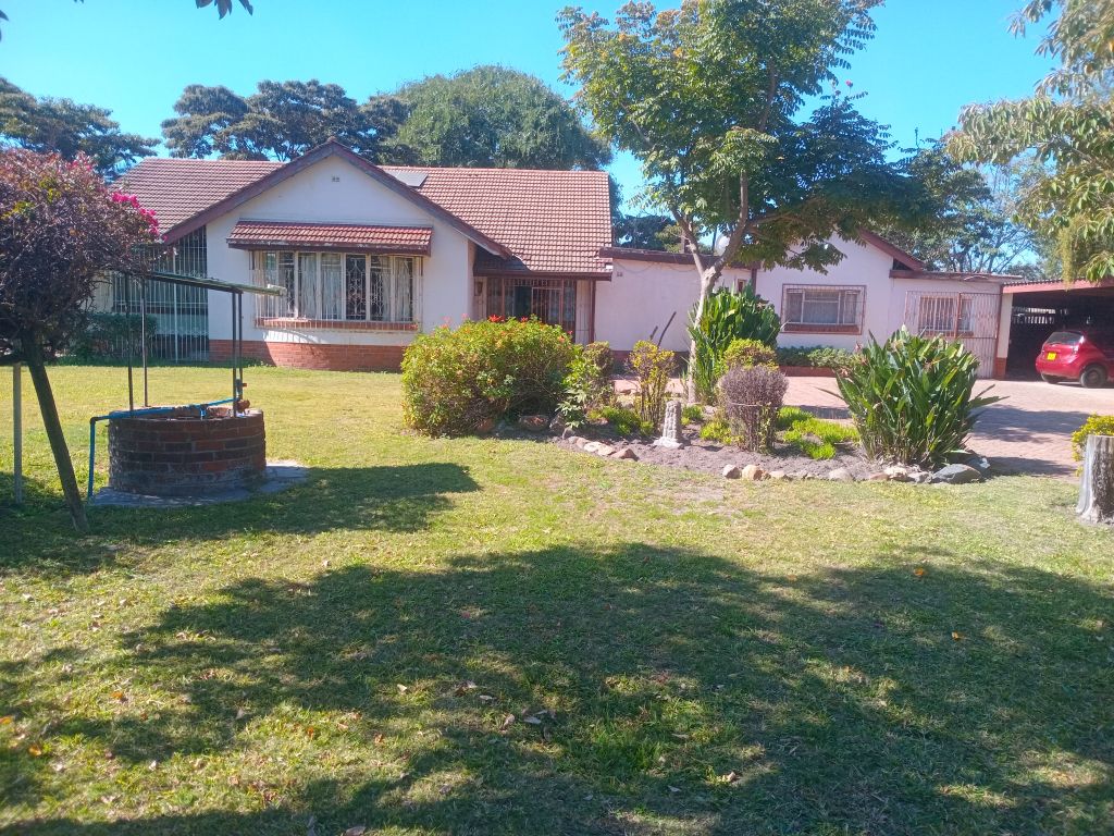 Property photo 2 of 8