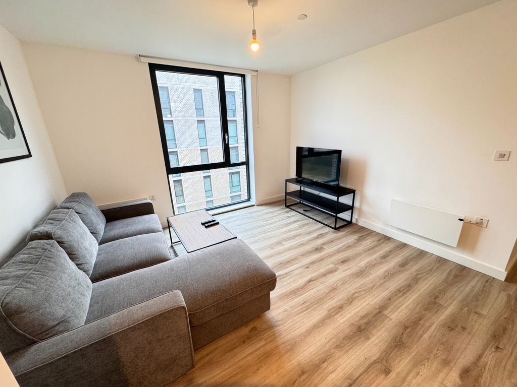 Property photo 3 of 18 4762172