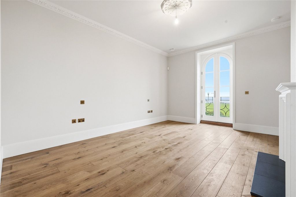 Additional image 14 of 6 bed detached house for saleGun Hill, Southwold, Suffolk IP18