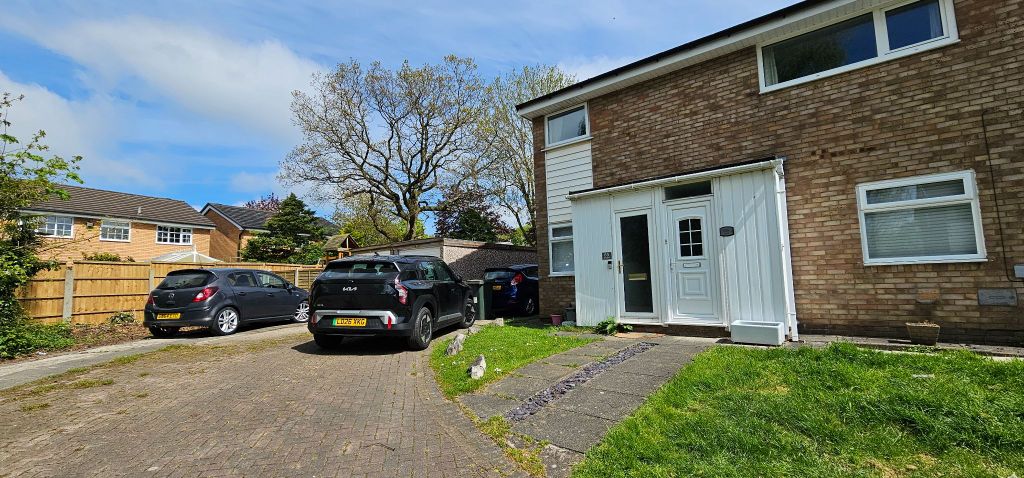 Property photo 1 of 9 Front With Drive And Garage
