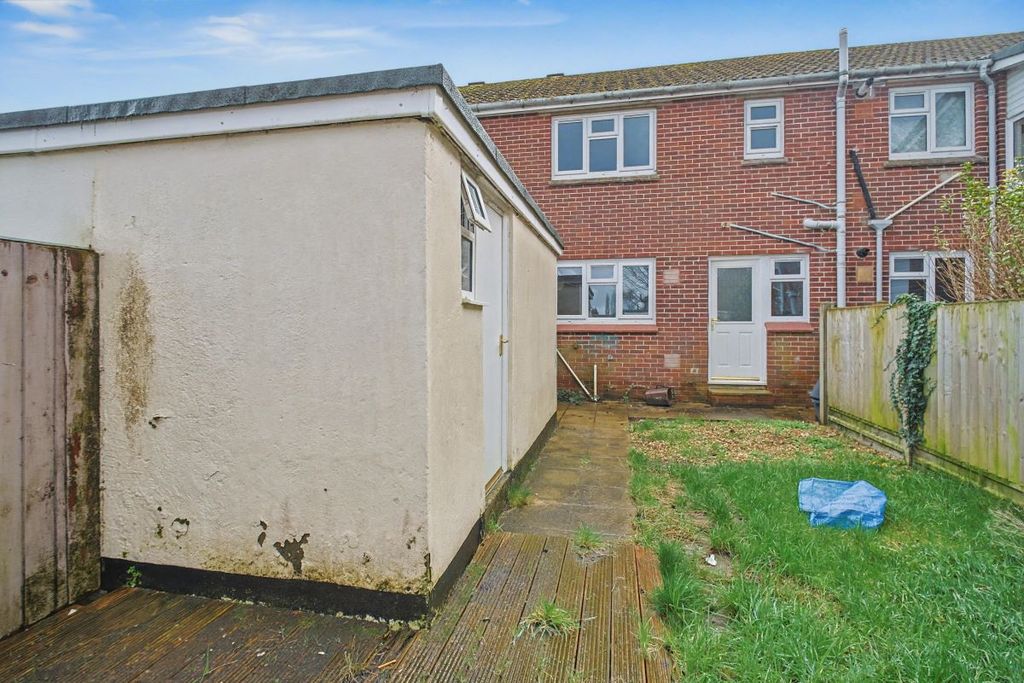 Property photo 3 of 14