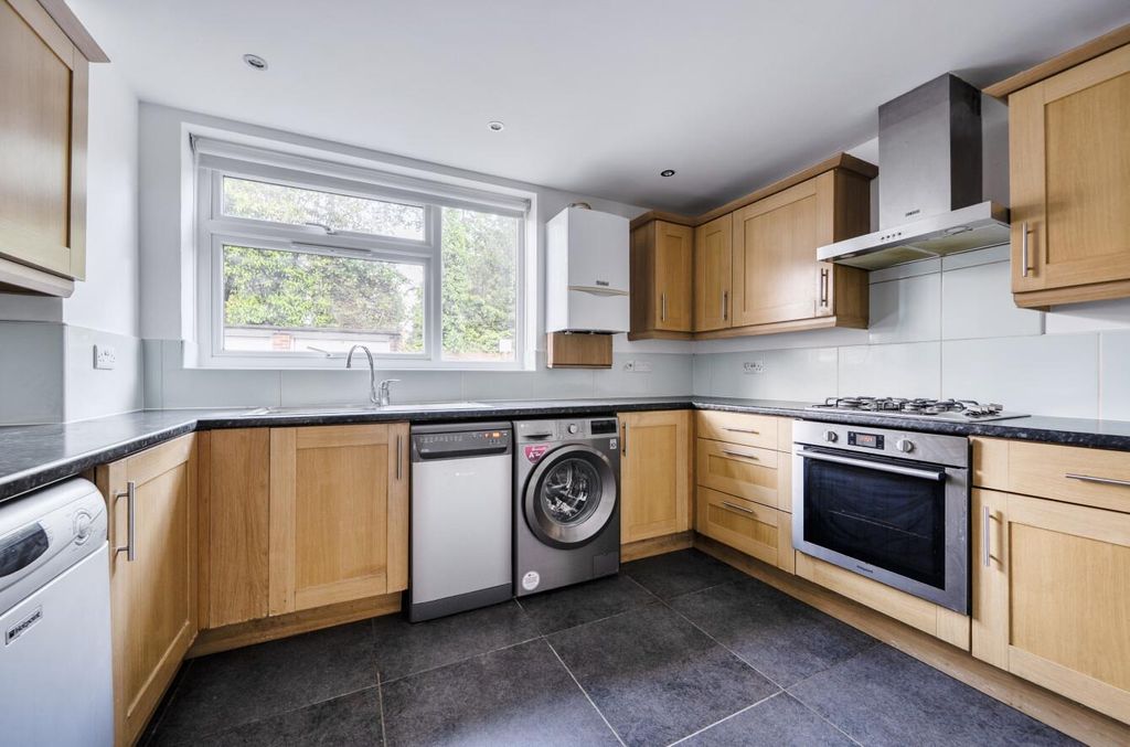 Property photo 3 of 13 1466449 (5).Jpg
