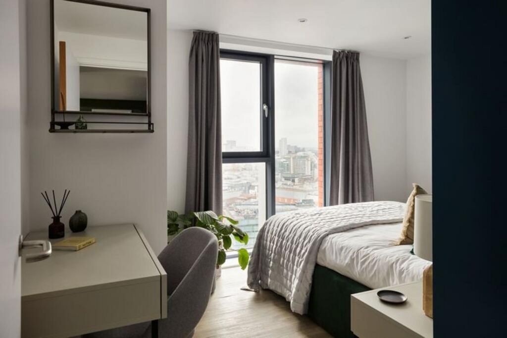 Property photo 3 of 9