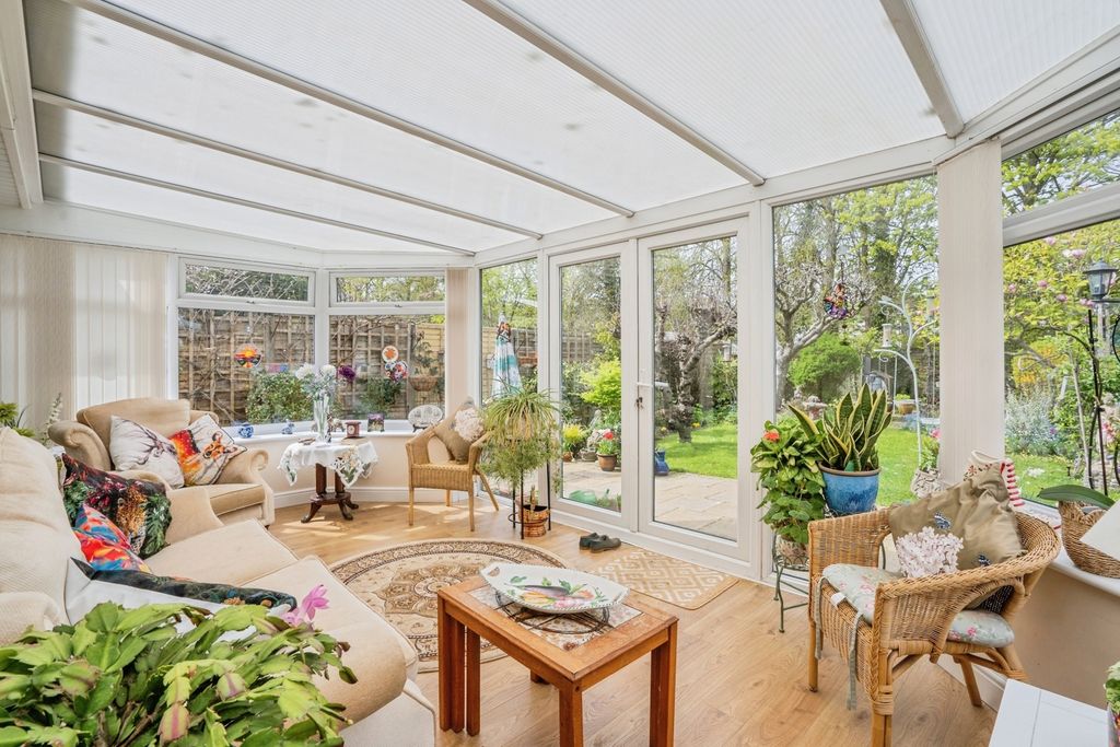 Property photo 3 of 16 Pbox-Img.Jpg