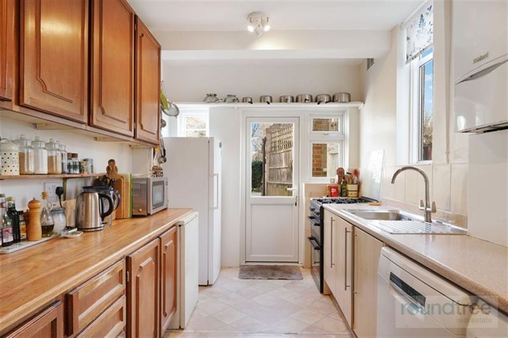 Property photo 1 of 16 (Main)