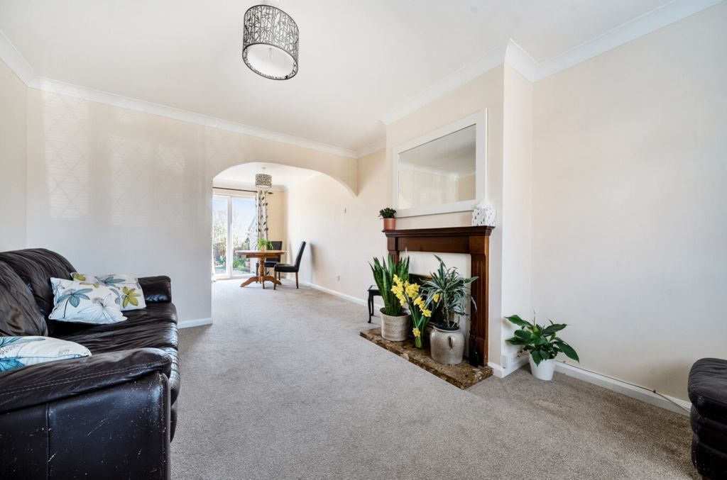 Property photo 2 of 10 1270894 (2)