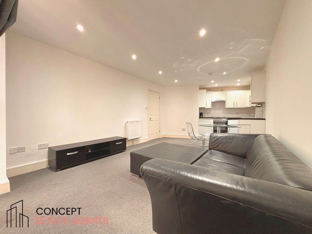 Property photo 2 of 9