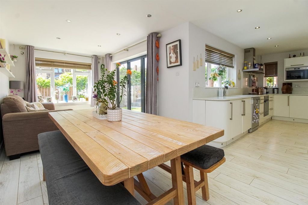 Property photo 3 of 15 Open Plan Kitchen Dining Room