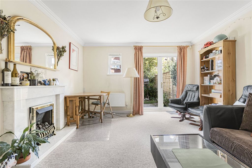 Property photo 2 of 10 Picture No. 21