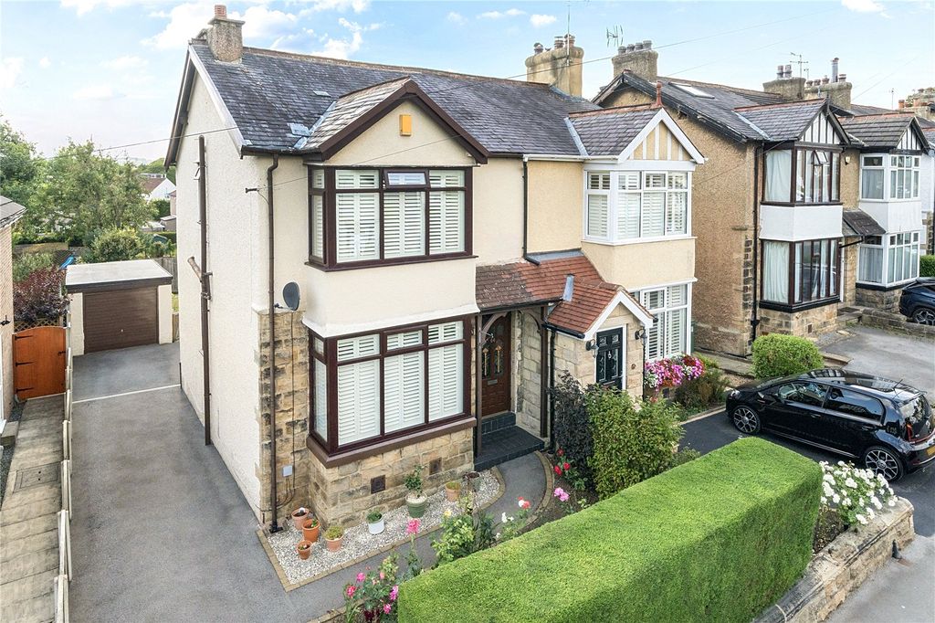 Property photo 1 of 29 Front