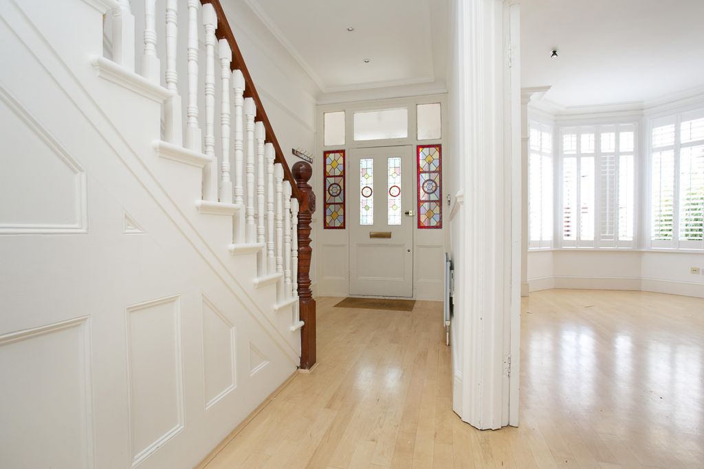 Property photo 3 of 21 *New Photo*