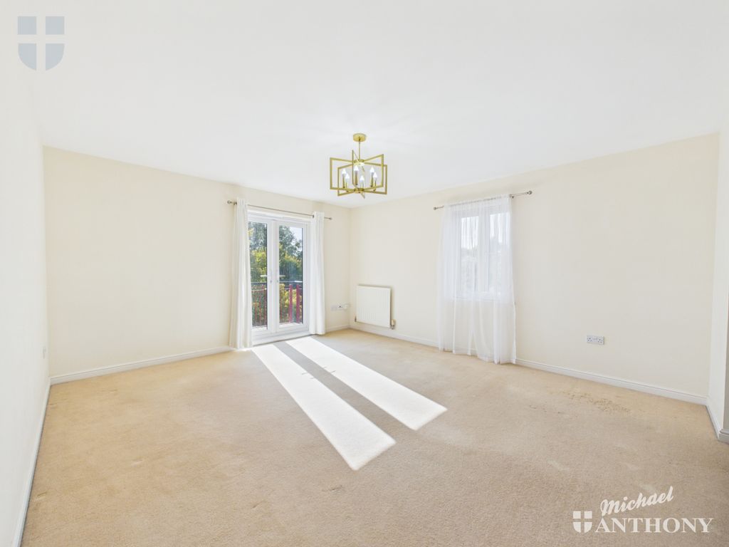 Property photo 2 of 8 Cam03852G0-Pr0809-Still002