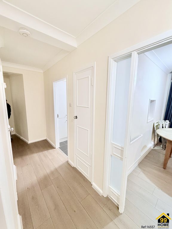 Property photo 2 of 10 Photo 1