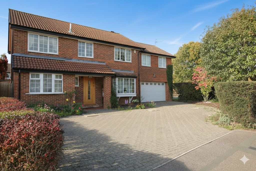 Property photo 1 of 23