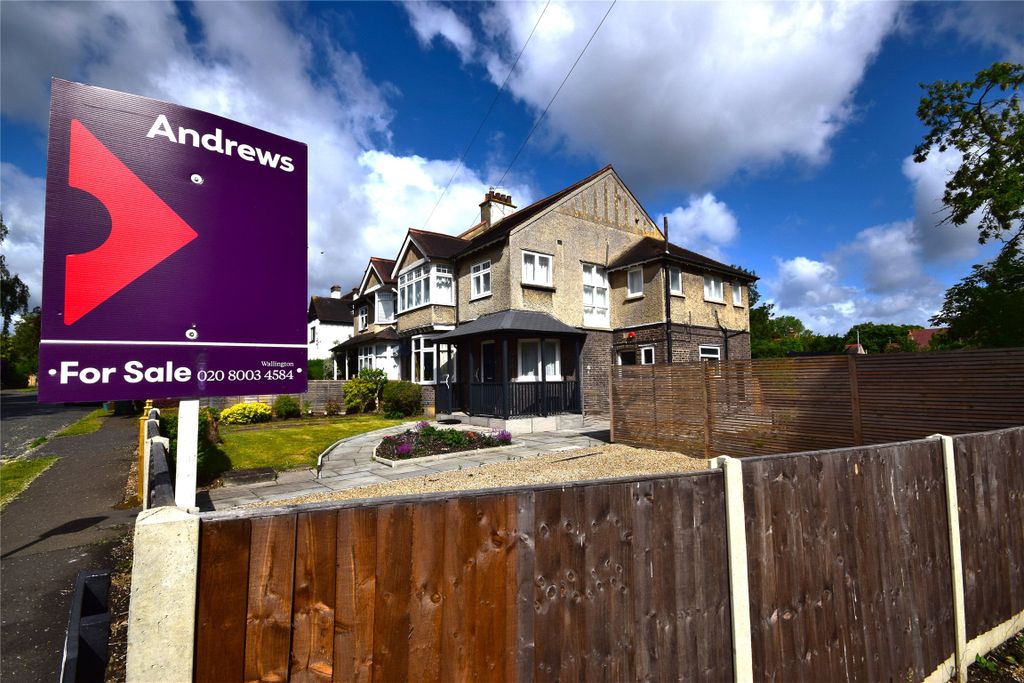 Property photo 1 of 12 External
