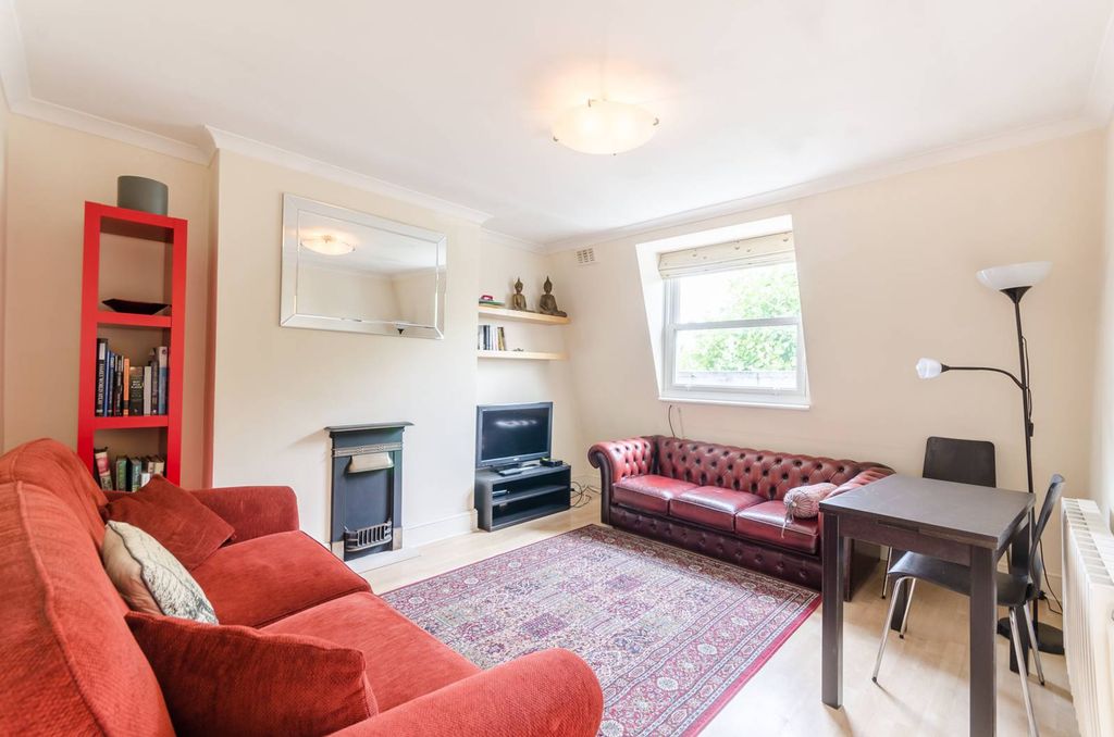 Property photo 1 of 4