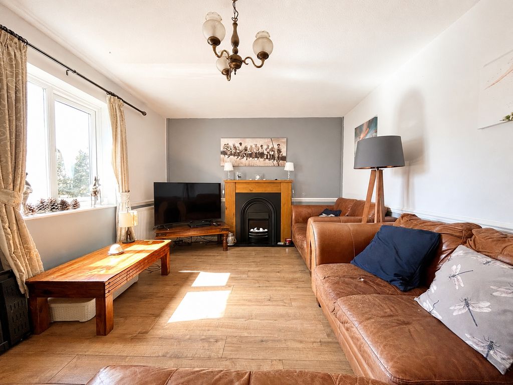 Property photo 3 of 18 Picture No. 46
