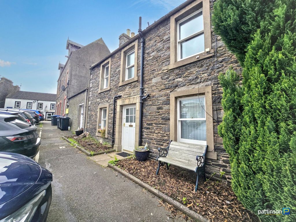 Property photo 1 of 43