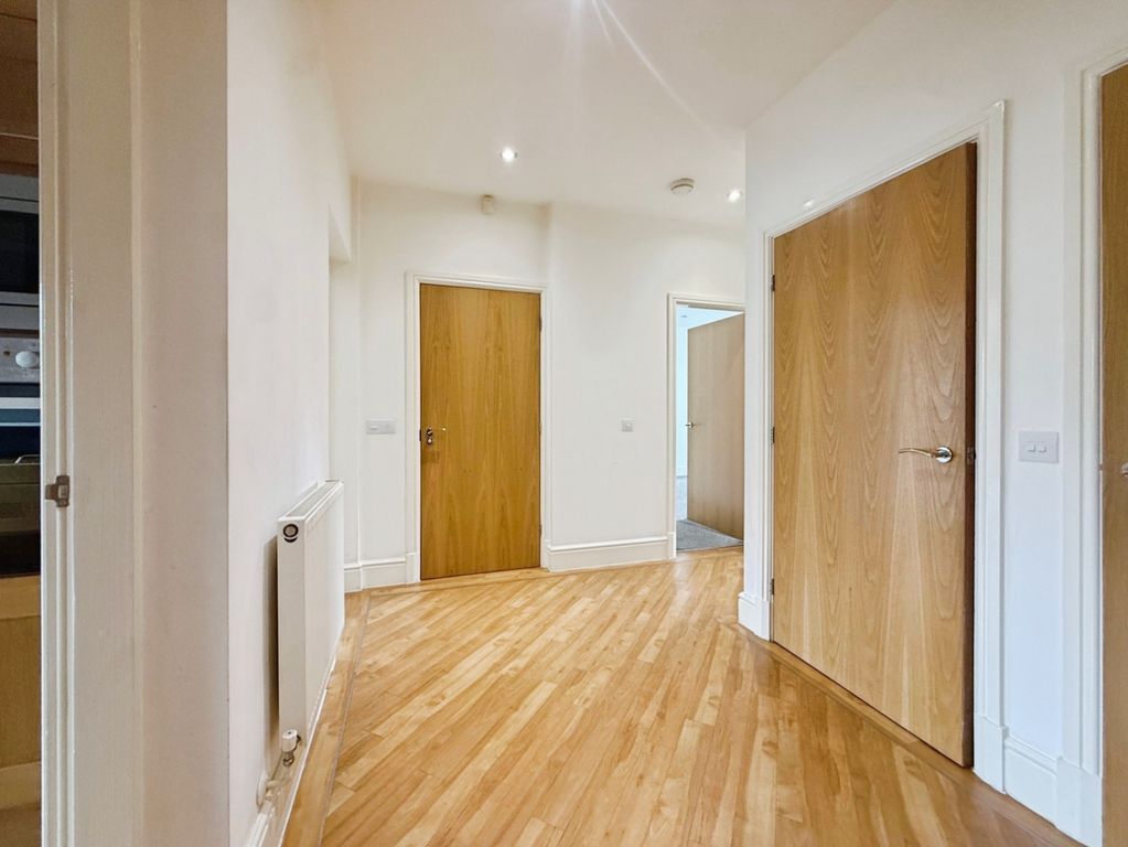 Property photo 3 of 20 Hallway