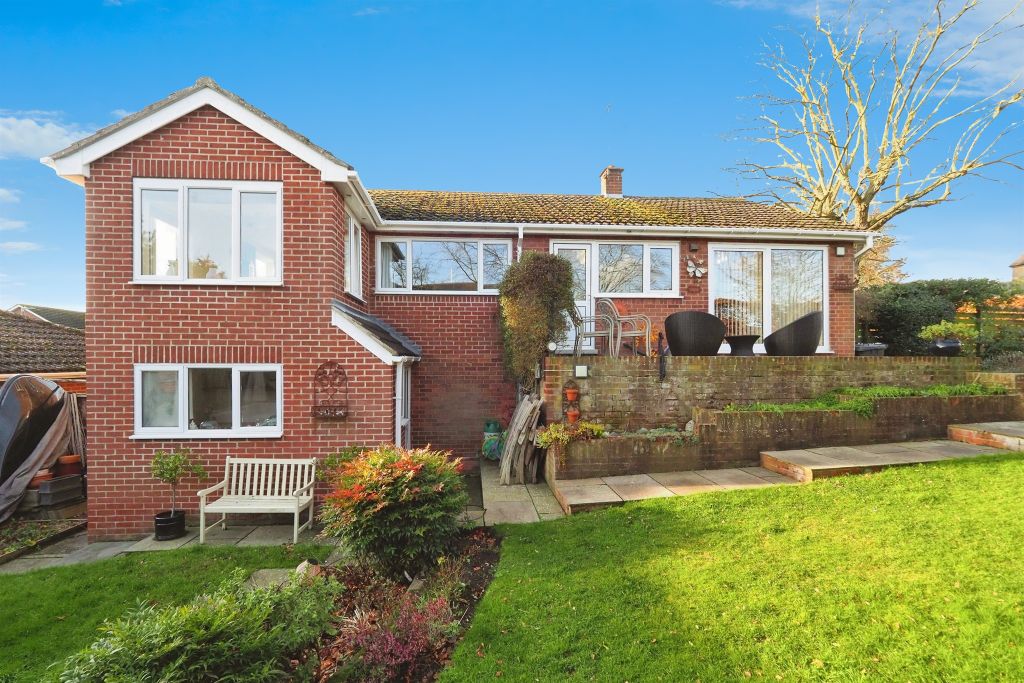 Property photo 1 of 20