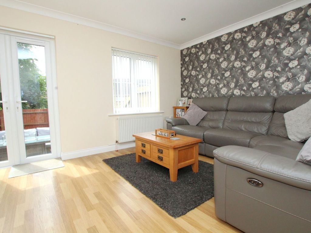 Property photo 3 of 24