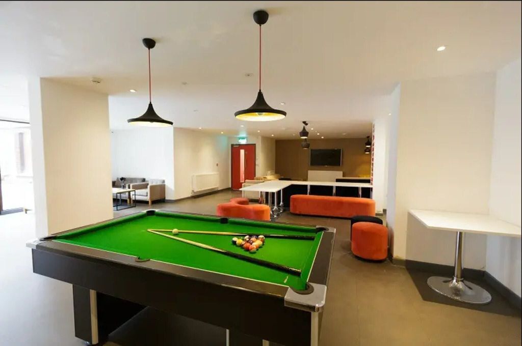 Property photo 2 of 3