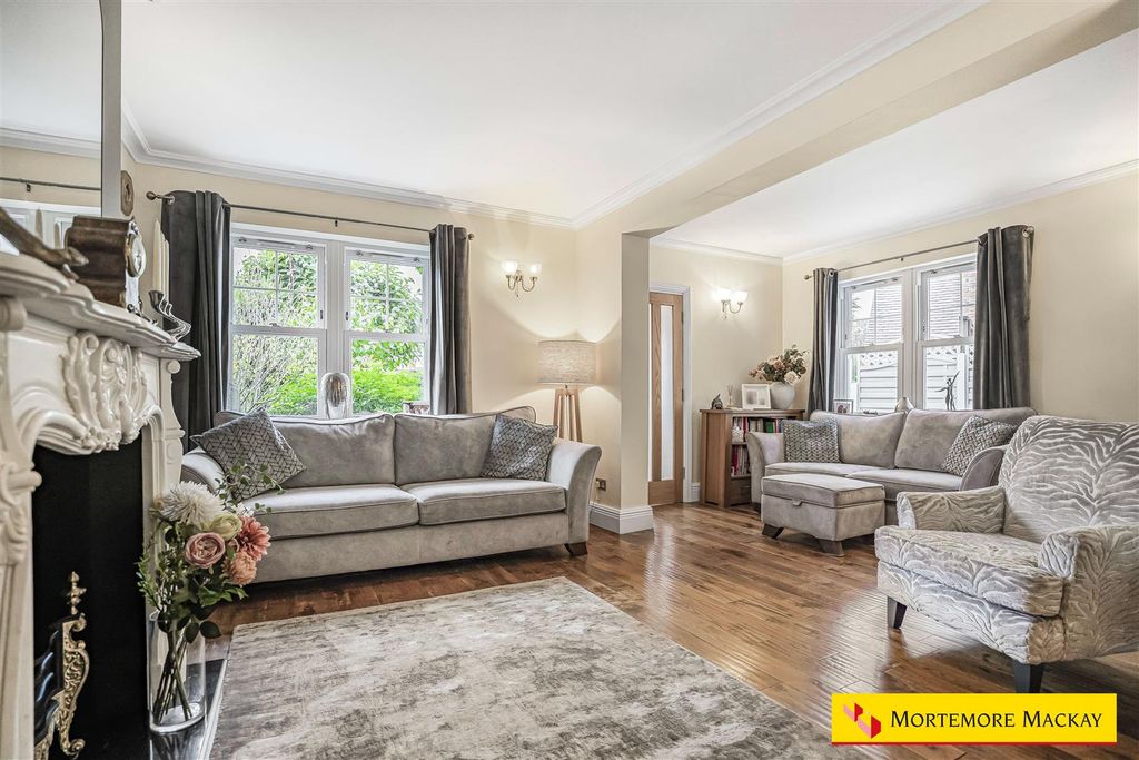 Property photo 3 of 48 13_65353_Watermarked.Jpg