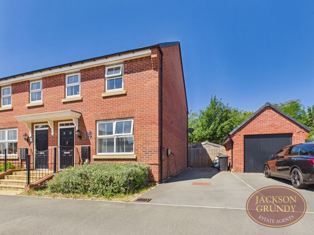 Property photo 1 of 13 Thompson Way