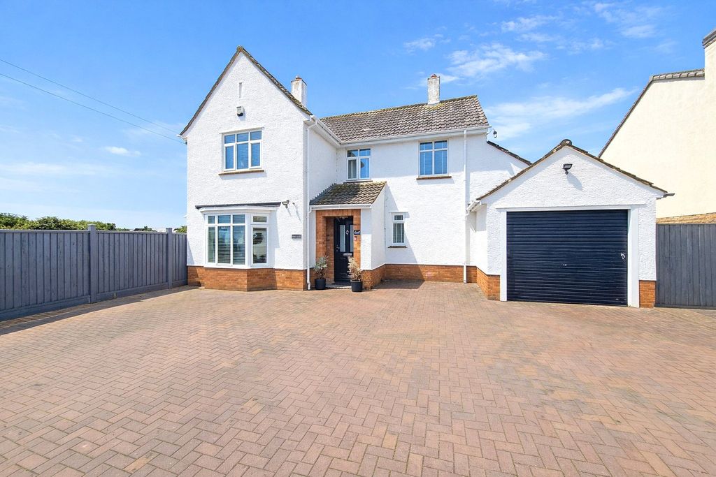 Property photo 1 of 31 Front