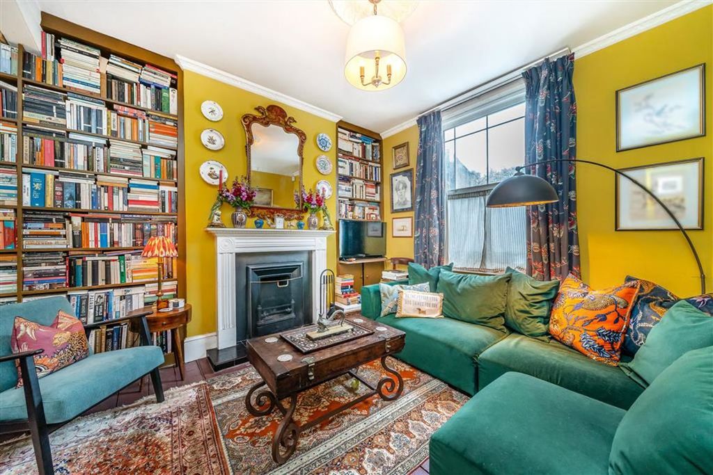Property photo 2 of 13