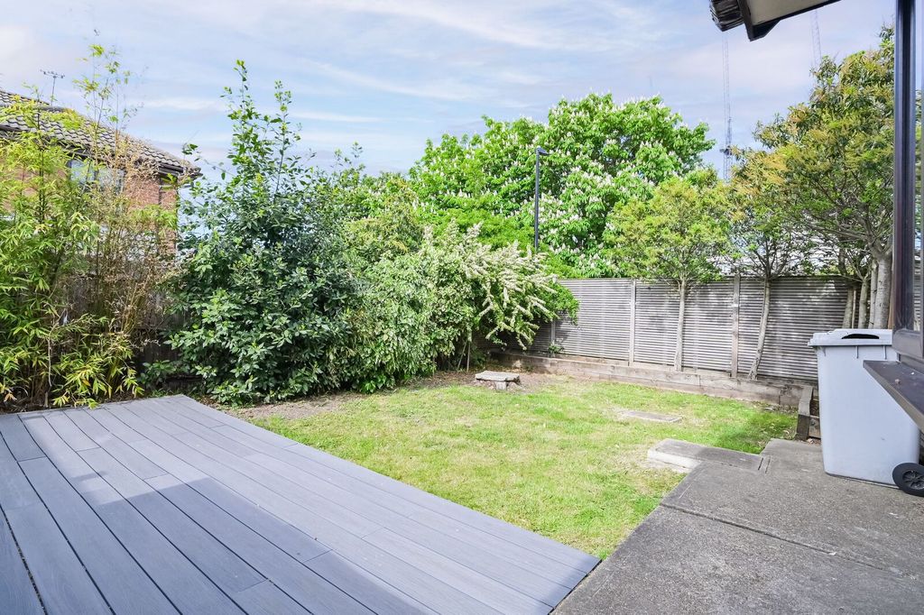 Property photo 3 of 14