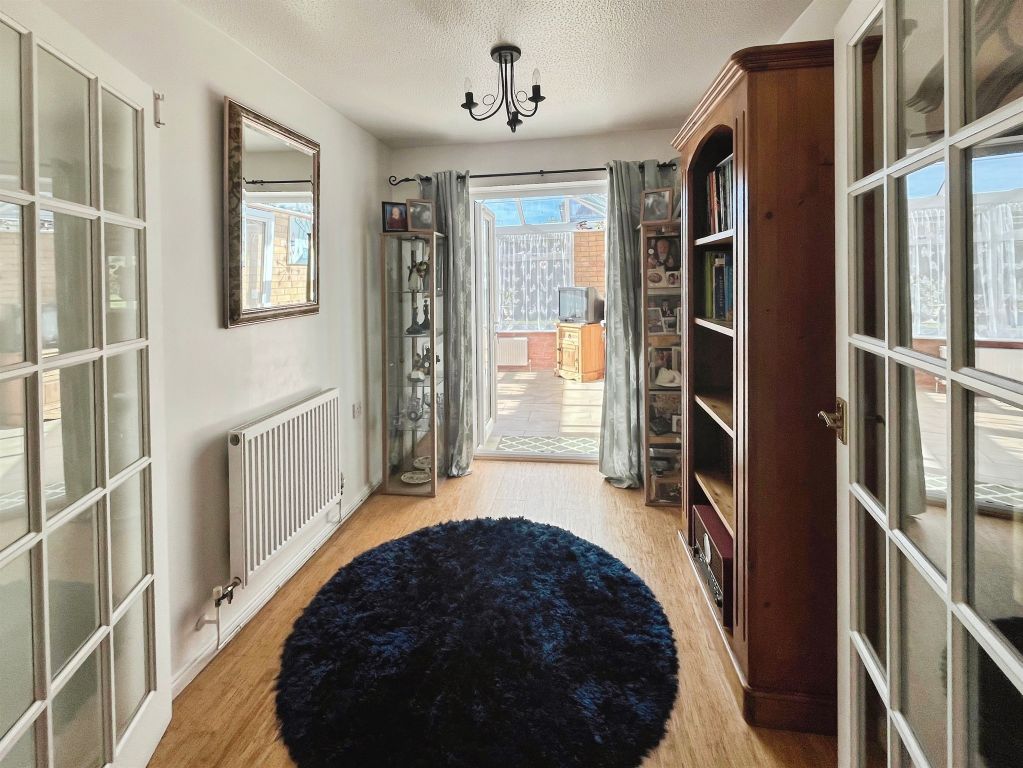 Property photo 3 of 32