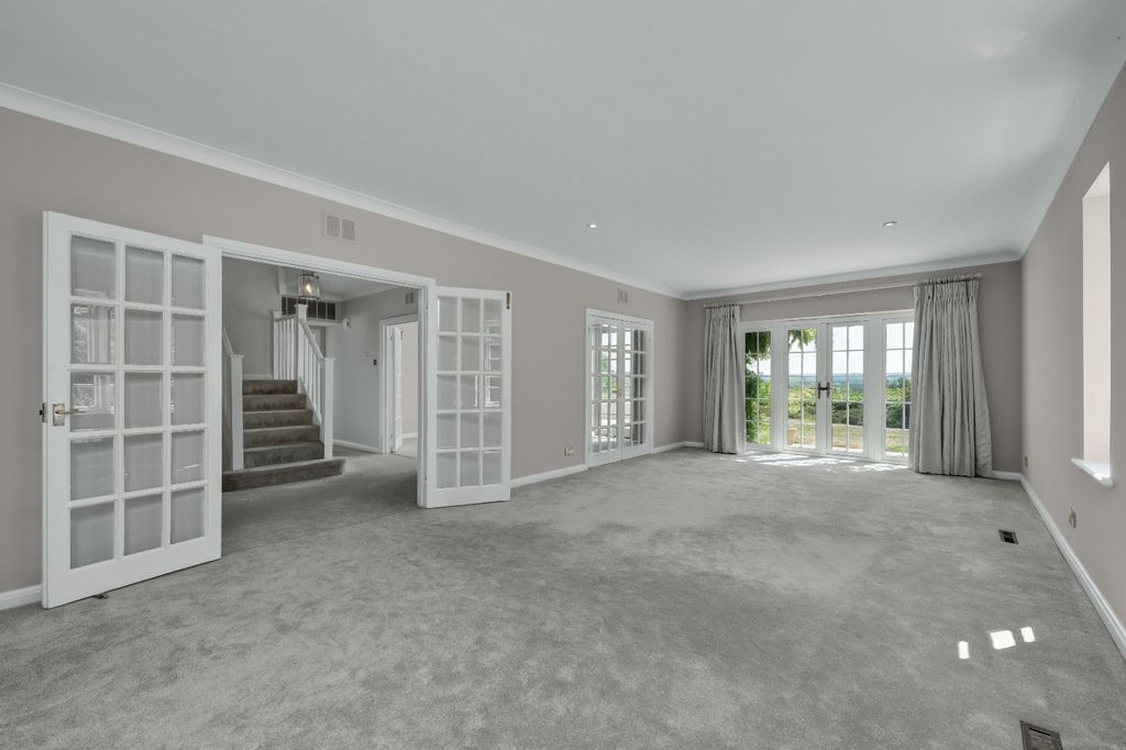 Property photo 3 of 17 Picture No. 09