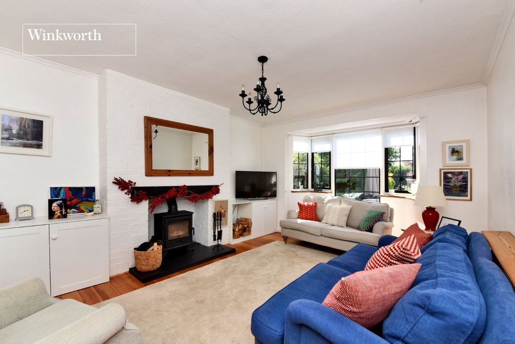 Property photo 2 of 19 Picture No. 17