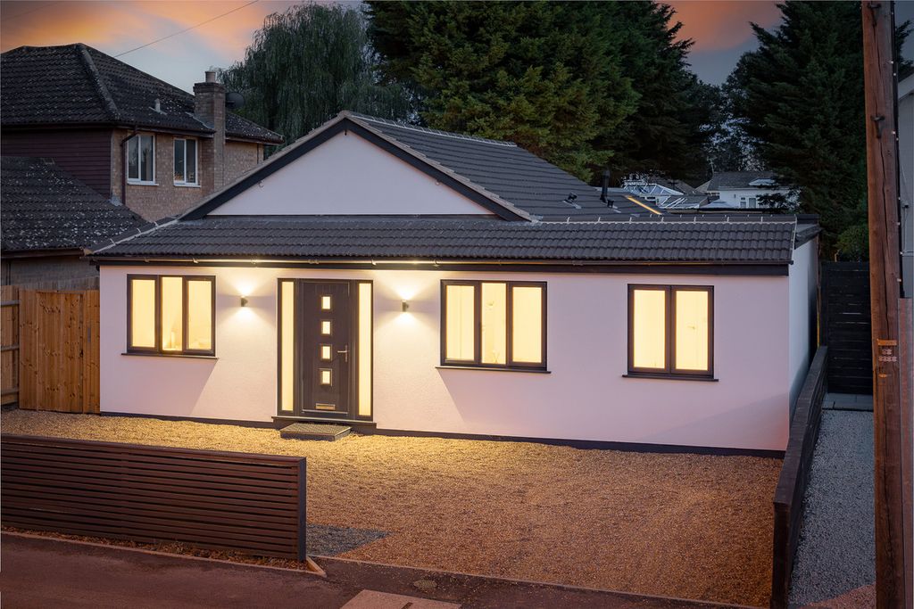 Property photo 1 of 29