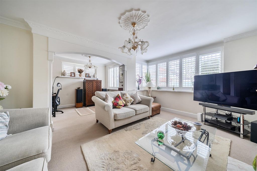 Property photo 3 of 19 1446098-20-69E11Df6d5ce4.Jpg