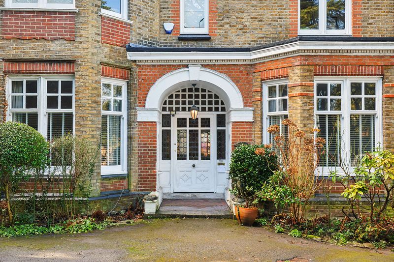 Property photo 2 of 24 Photo 9