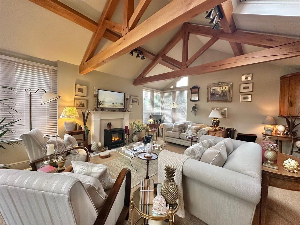 Property photo 2 of 45 Img_9816.Jpg