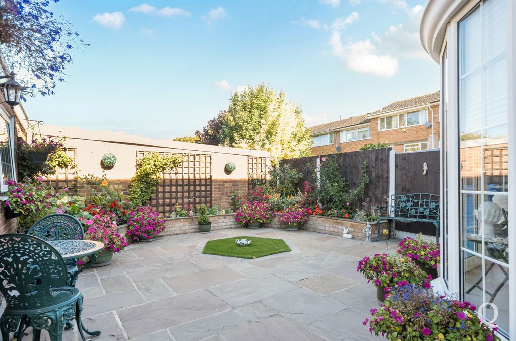 Property photo 3 of 25 1Df0Da96-7B05-4A2...