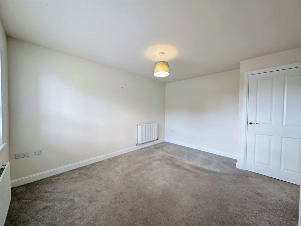 Property photo 2 of 17 Picture No. 20