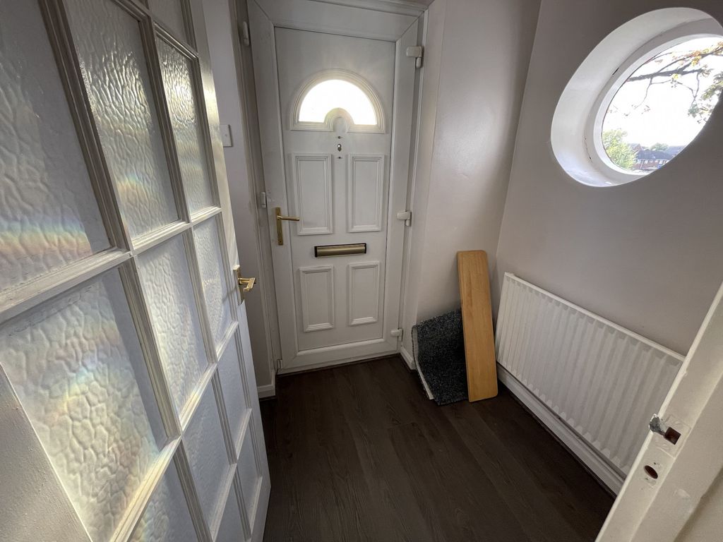 Property photo 3 of 48