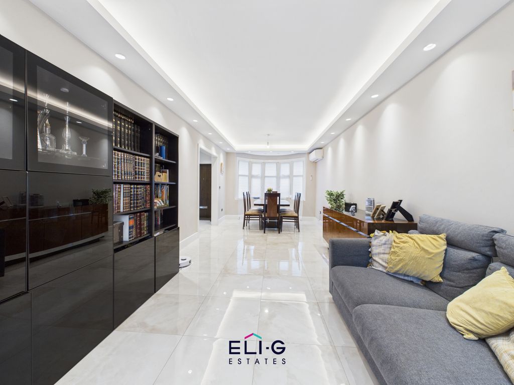 Property photo 3 of 15 Gallery