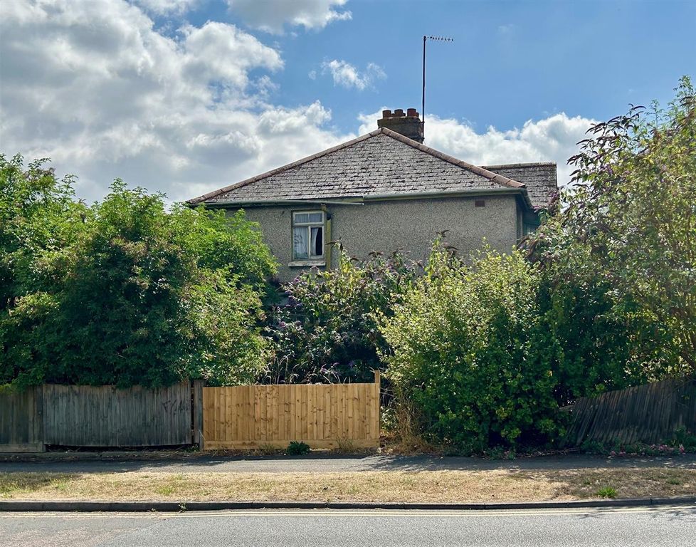 Property photo 2 of 5 Side1.Jpg