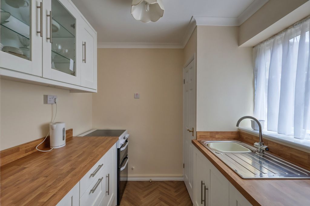 Property photo 3 of 21 Picture No. 30