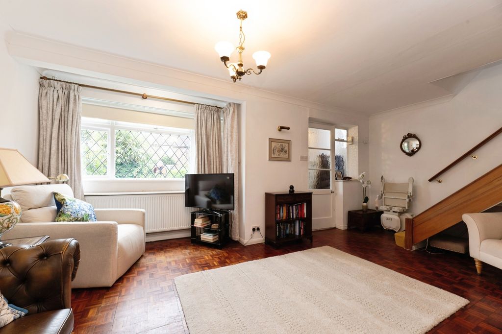 Property photo 3 of 13 Photo