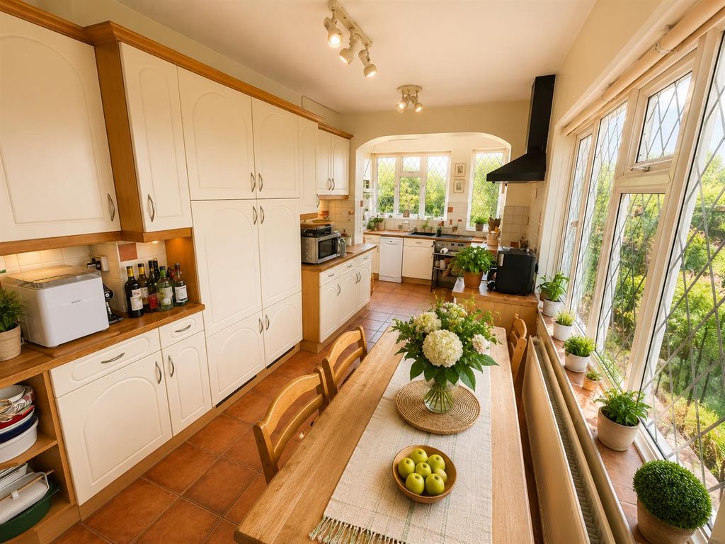 Property photo 3 of 15 3.Png