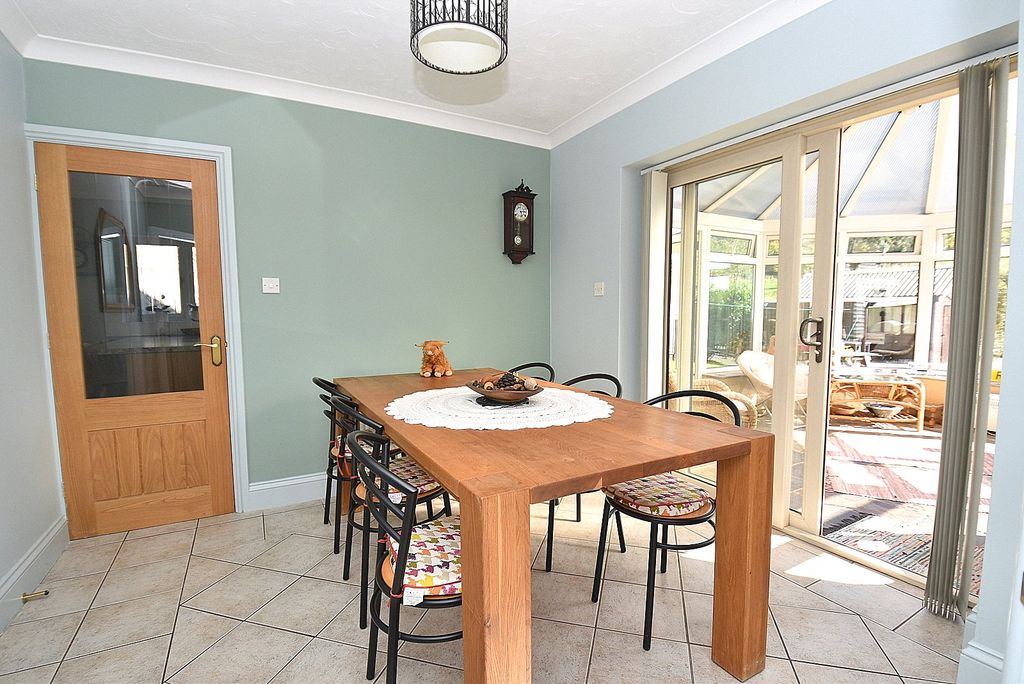 Property photo 3 of 14 Picture No. 11